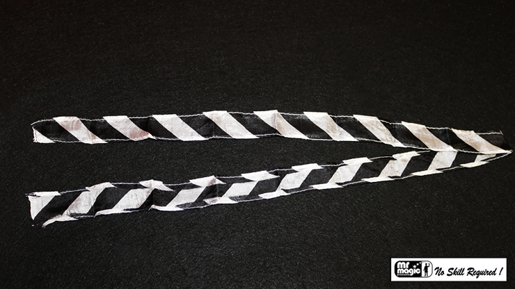Thumb Tip Streamer Zebra 3' (Black and White) by Mr. Magic - Tri