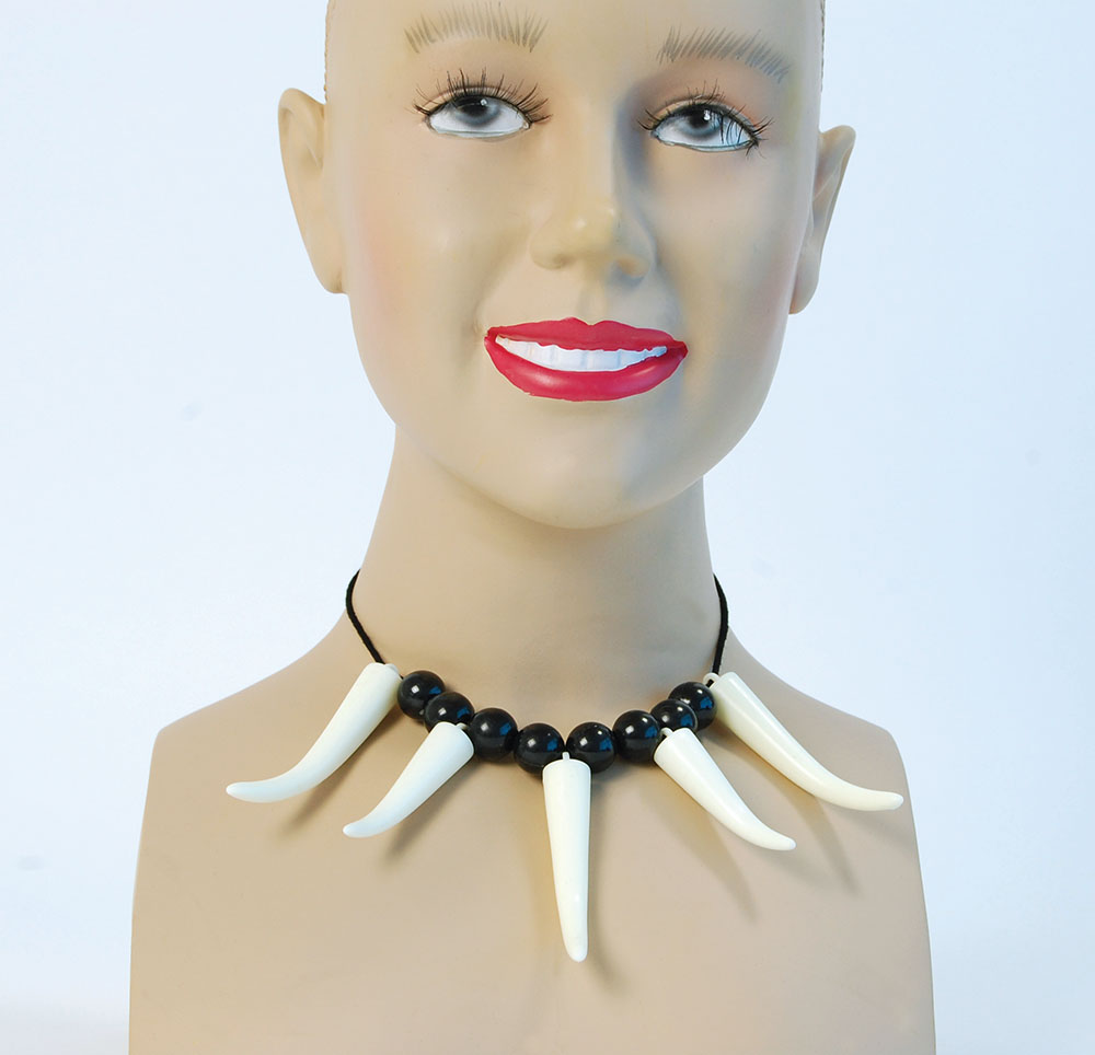 Teeth Necklace. White ?