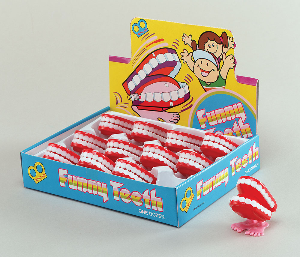 Teeth. Wind Up Mini Chattering - Click Image to Close