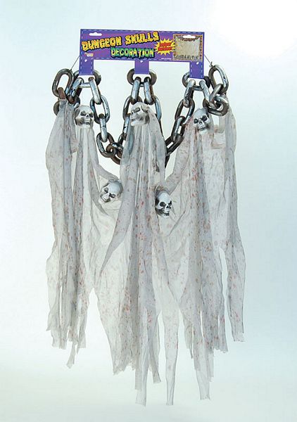 Dungeon Horror Skulls With Chain Dungeon Horror Skulls With Chain