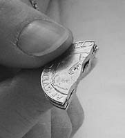 10p Folding Coin - Single Fold